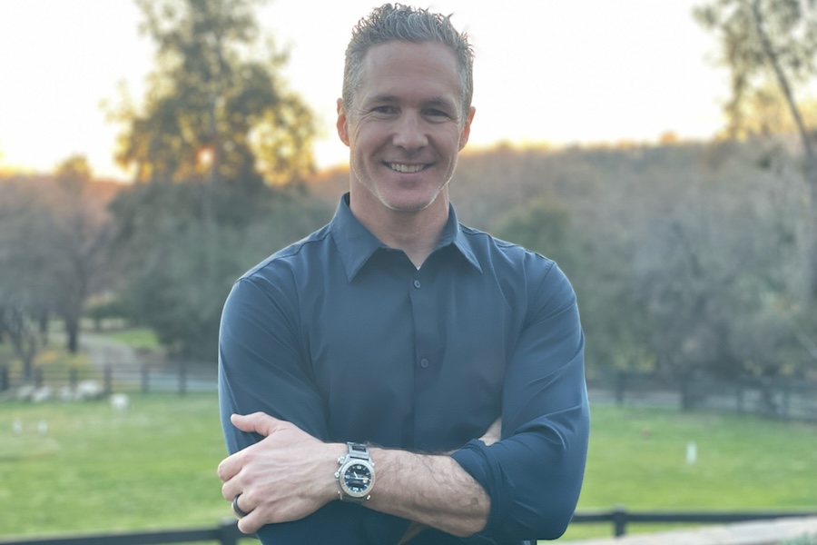 Jim Tomaszeski graduated from Florida State University in 2000 with a bachelor’s degree in creative writing from the Department of English.