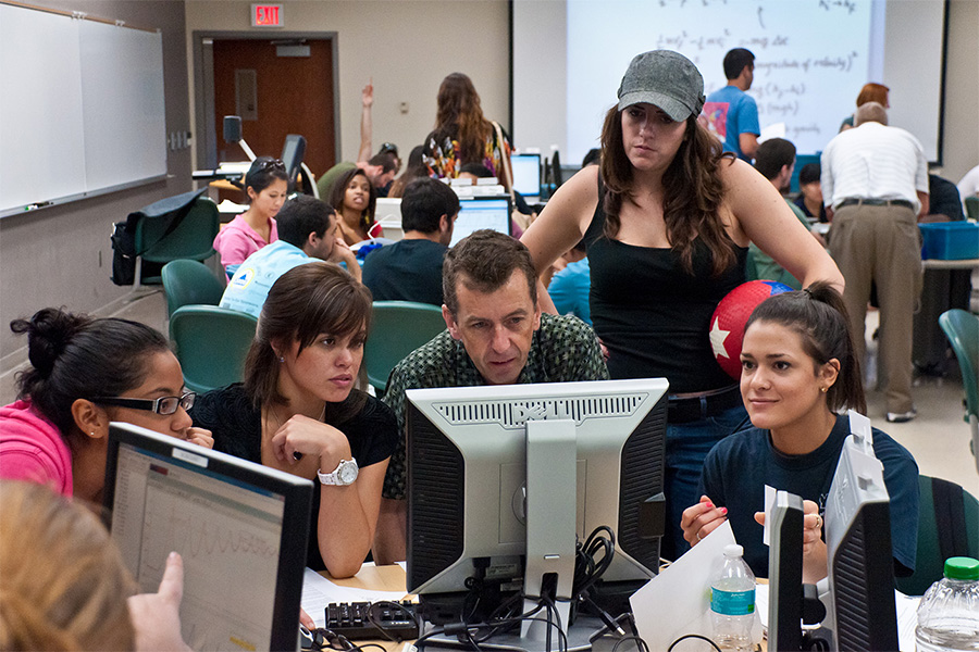 FSU physics faculty facilitate small-group work and interactive lessons. Courtesy photo.