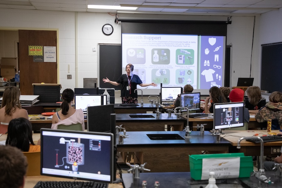 FSU radiation safety officer Amy Allen speaks to students during the Nuclear Medicine and Science Camp. Photo by Devin Bittner.