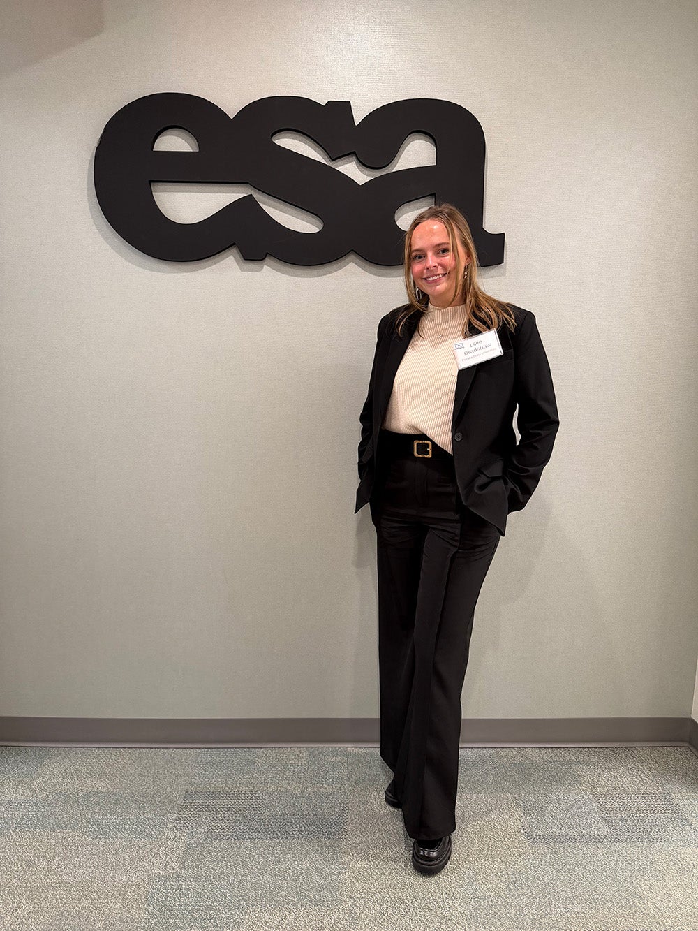 Bradshaw traveled to D.C. with ESA.