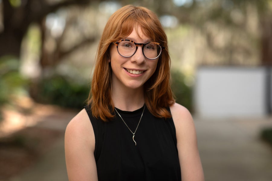 Headshot of Jaylynn Brunelli. Photo by Devin Bittner.