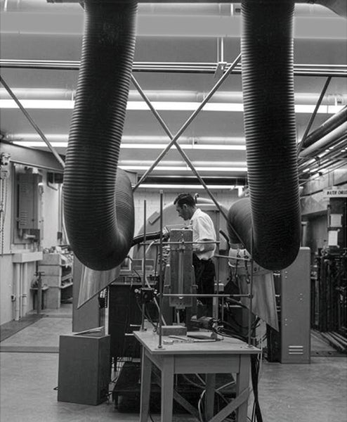 An FSU scientist working in the linear accelerator laboratory in the early 1970s. Courtesy FSU Libraries.