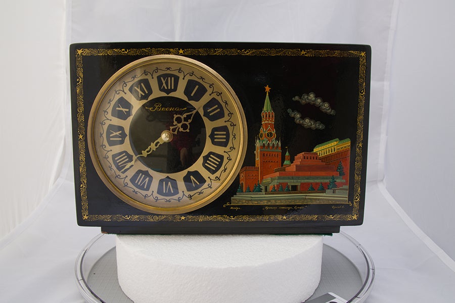"Red Square, Kremlin," V. Frolov, mid-late 20th century. Clock, egg tempera on papier-mâché. Photo by Sophie Works.