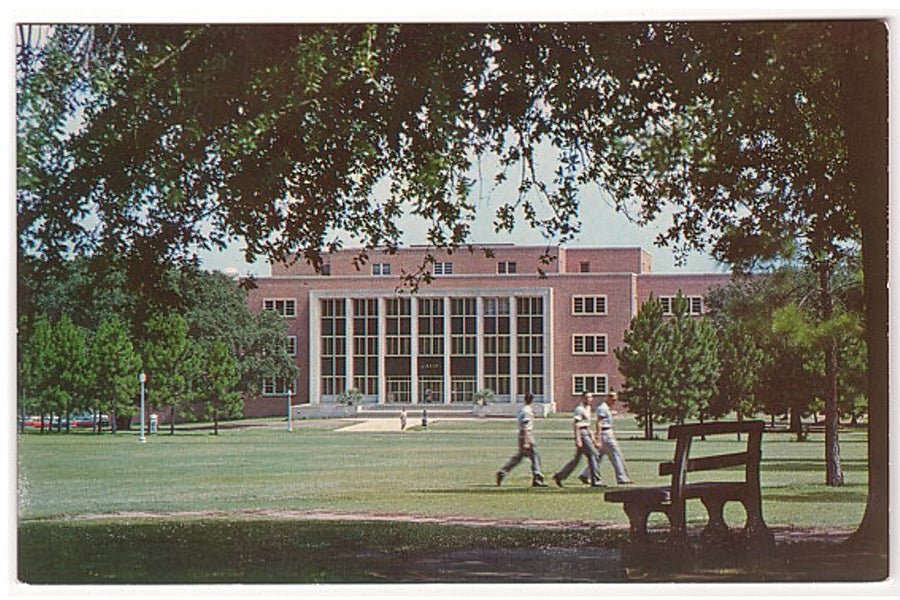 Students walking across Landis Green.