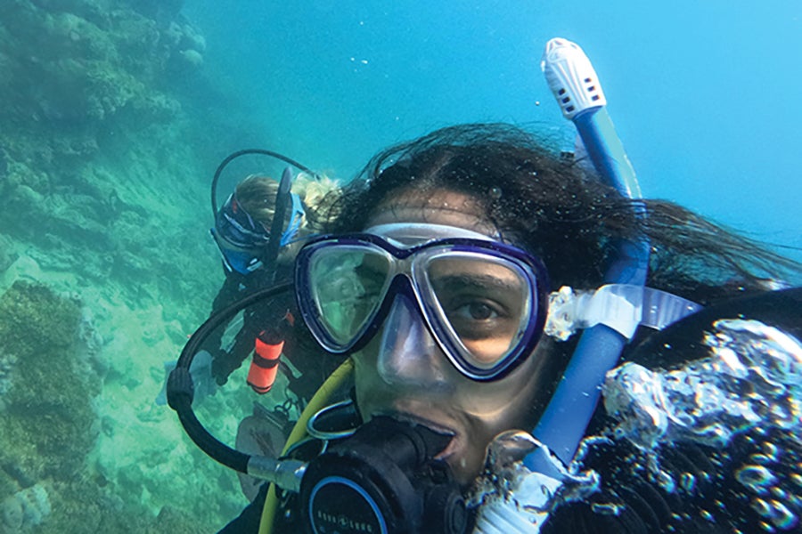 Neda Mobasher on a research dive.