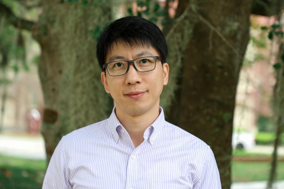 Associate professor of physics Hanwei Gao. 