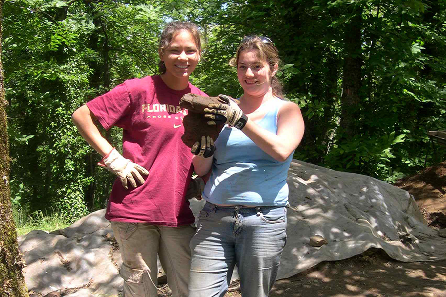2006 – Melissa Hargis and Tina Biedenharn with one of their finds. Courtesy photo.