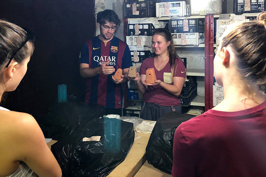 2018 – One group from the FSU Florence Archaeology class teaching others about the lab. Courtesy photo.