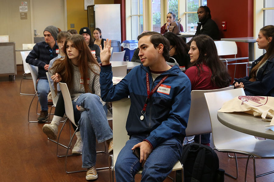 Prospective transfer students participate in a recent Florida State University forum.