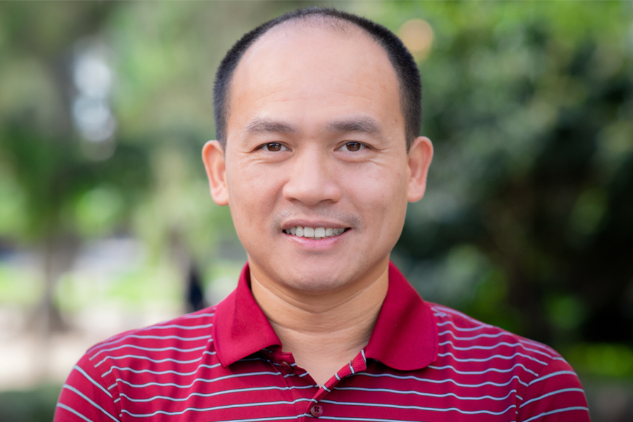 Professor of Chemistry and Biochemistry Biwu Ma